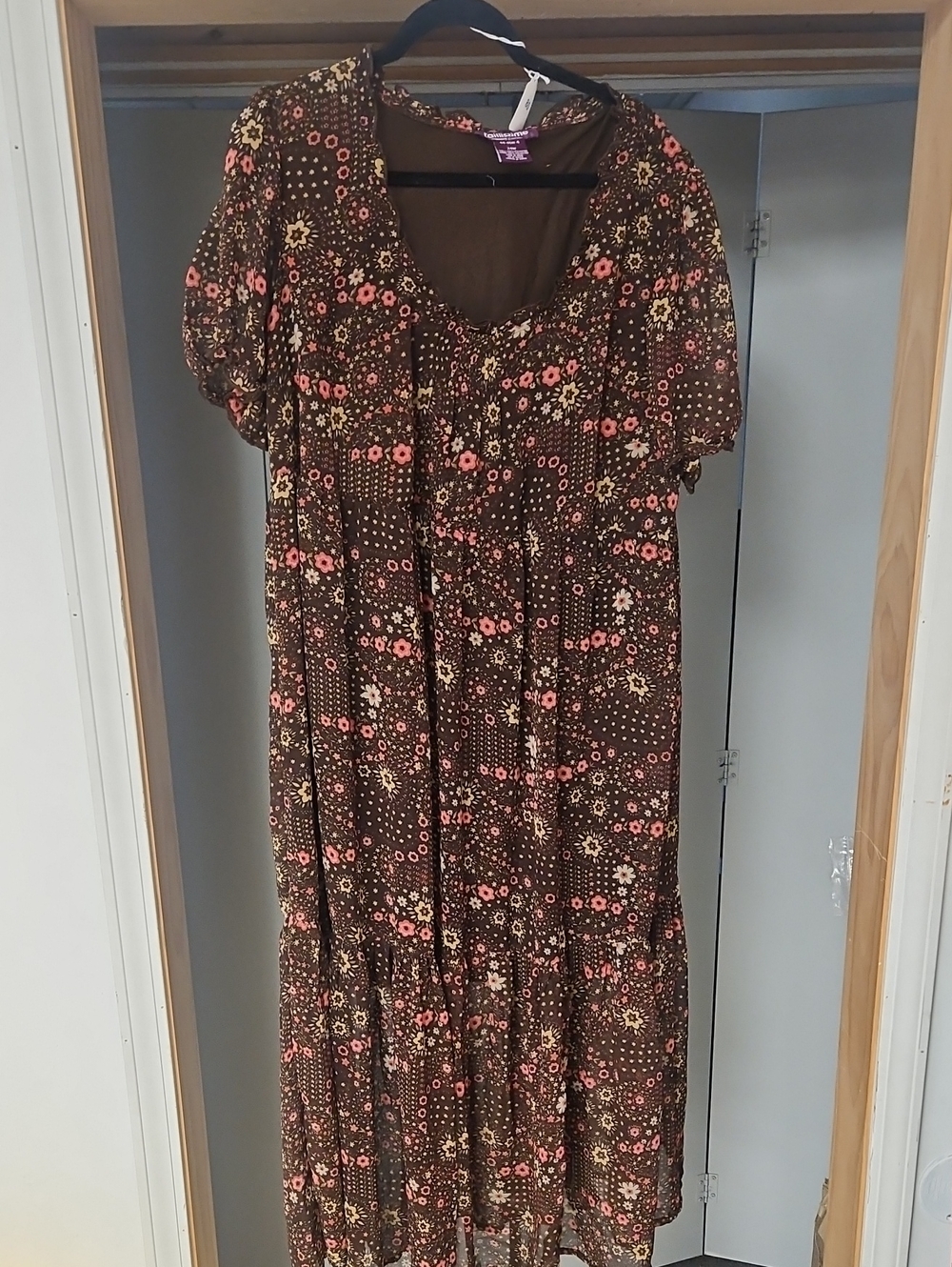 BOHEMIAN Brown Maxi Dress with Pink and Cream Floral Print - Picture 2 of 9
